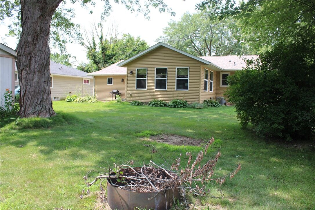 Property Photo:  2517 Blakeley Avenue  WI 54701 