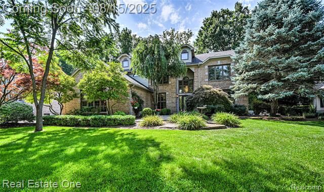 Property Photo: 3671 Cedar Shake Drive MI 48309