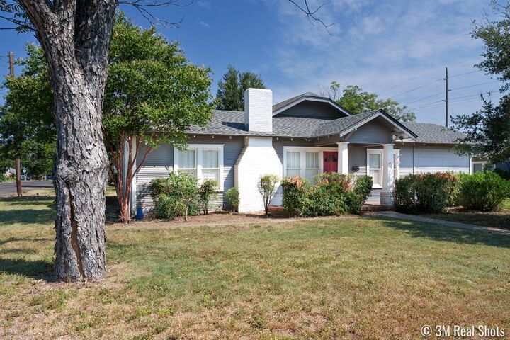 Property Photo: 1622 W Harris Ave TX 76901