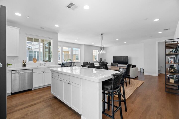 Property Photo: 641 Turnbuckle Drive 1701 CA 94063
