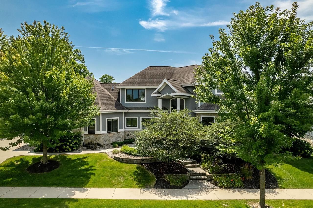 Property Photo:  1714 Bellewood Drive  WI 53597 