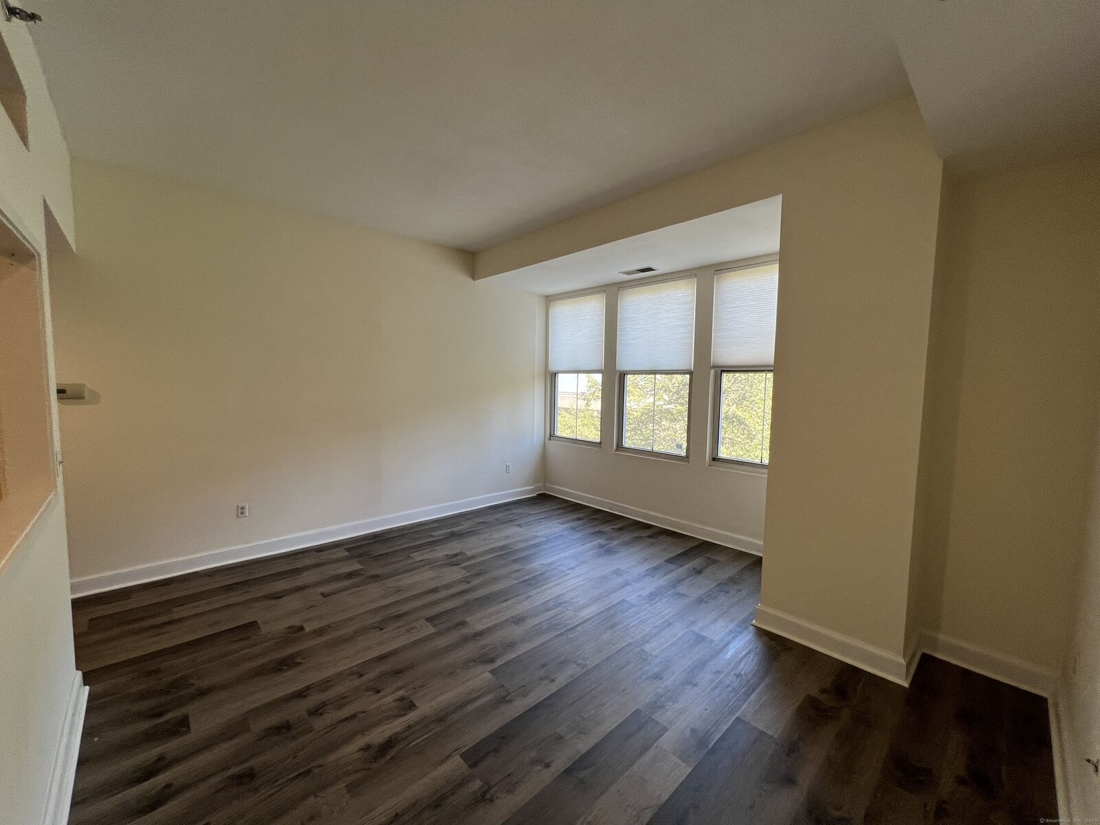 Property Photo:  196 Crown Street 306  CT 06510 