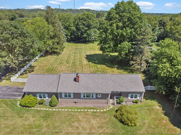 918 Daniels Farm Road  Trumbull CT 06611 photo