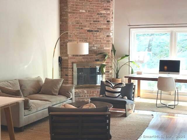 Property Photo:  90 Ledgebrook Drive 90  CT 06854 