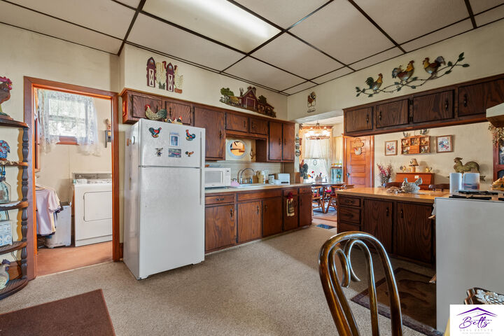 Property Photo:  404 High  Street  IA 51559 
