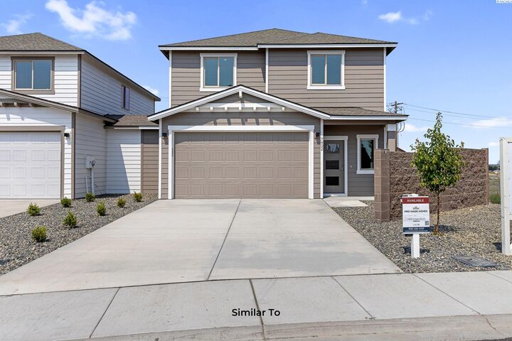 Property Photo: 7563 Grapevine Ct WA 99353