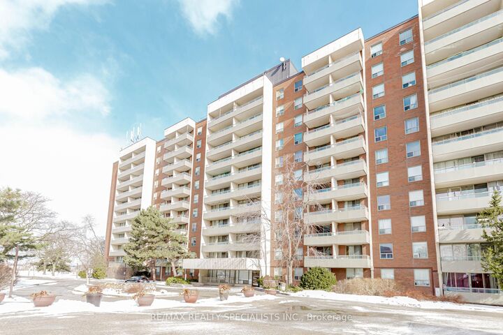 Property Photo: 1 Four Winds Drive 106 ON M3J 2T1