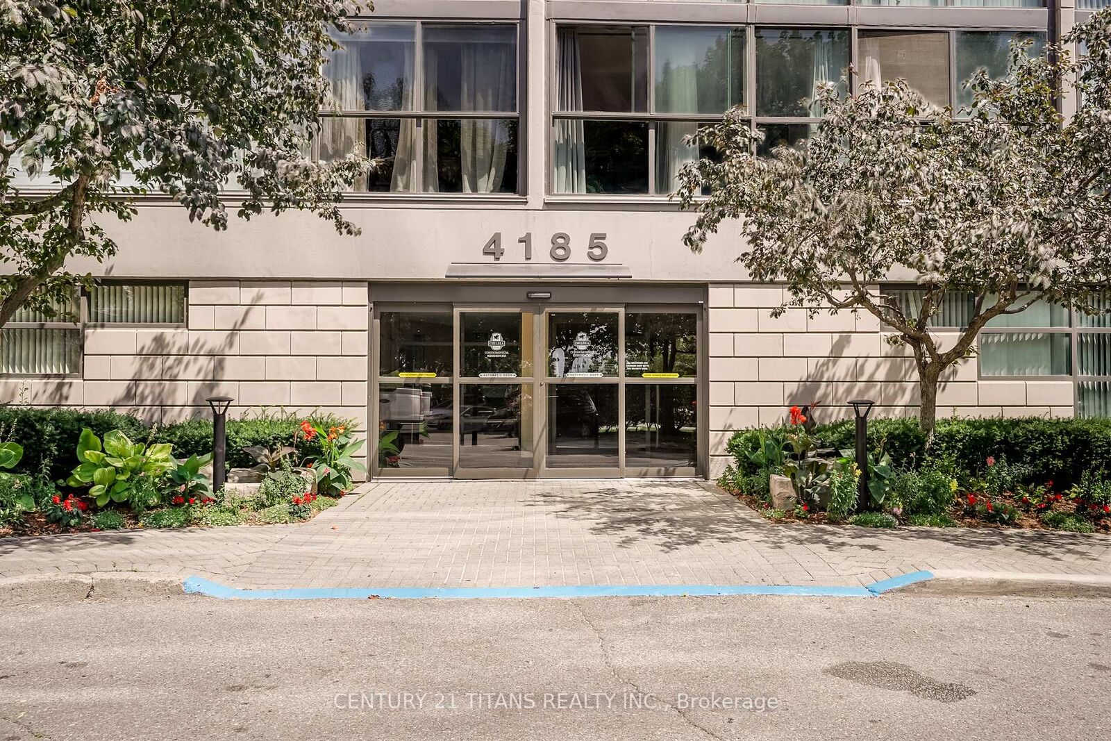 Property Photo: 4185 Shipp Drive 419 ON L4Z 2Y8