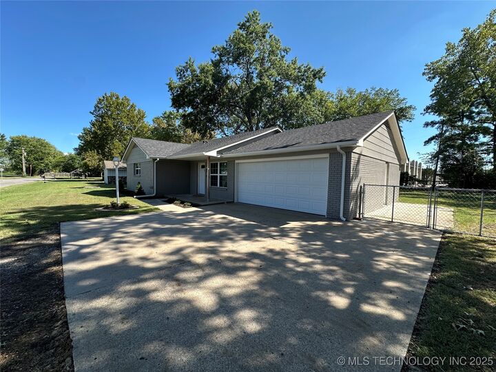 Property Photo: 3549 E Okmulgee Street OK 74403