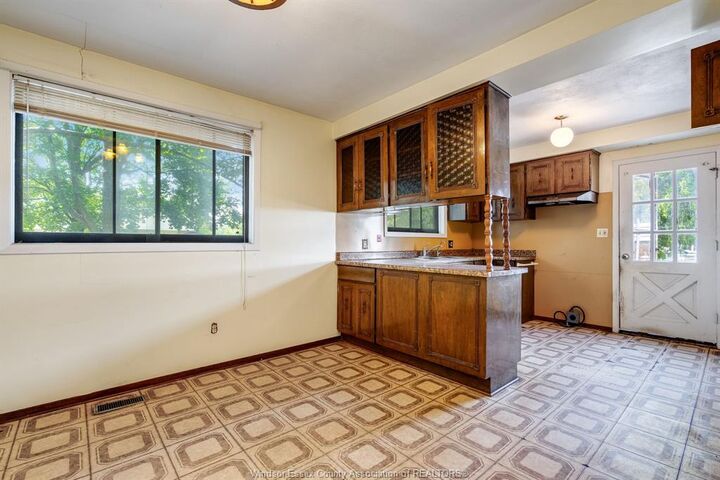 Property Photo:  39 Sunset Place  ON N0P 2L0 