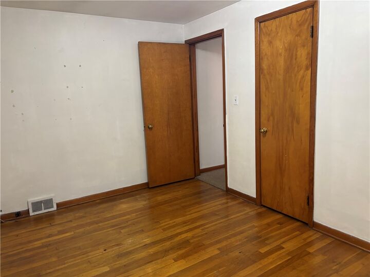 Property Photo: 215 Avenue A PA 15221