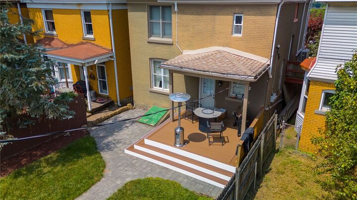 Property Photo:  29 Claus Ave  PA 15227 