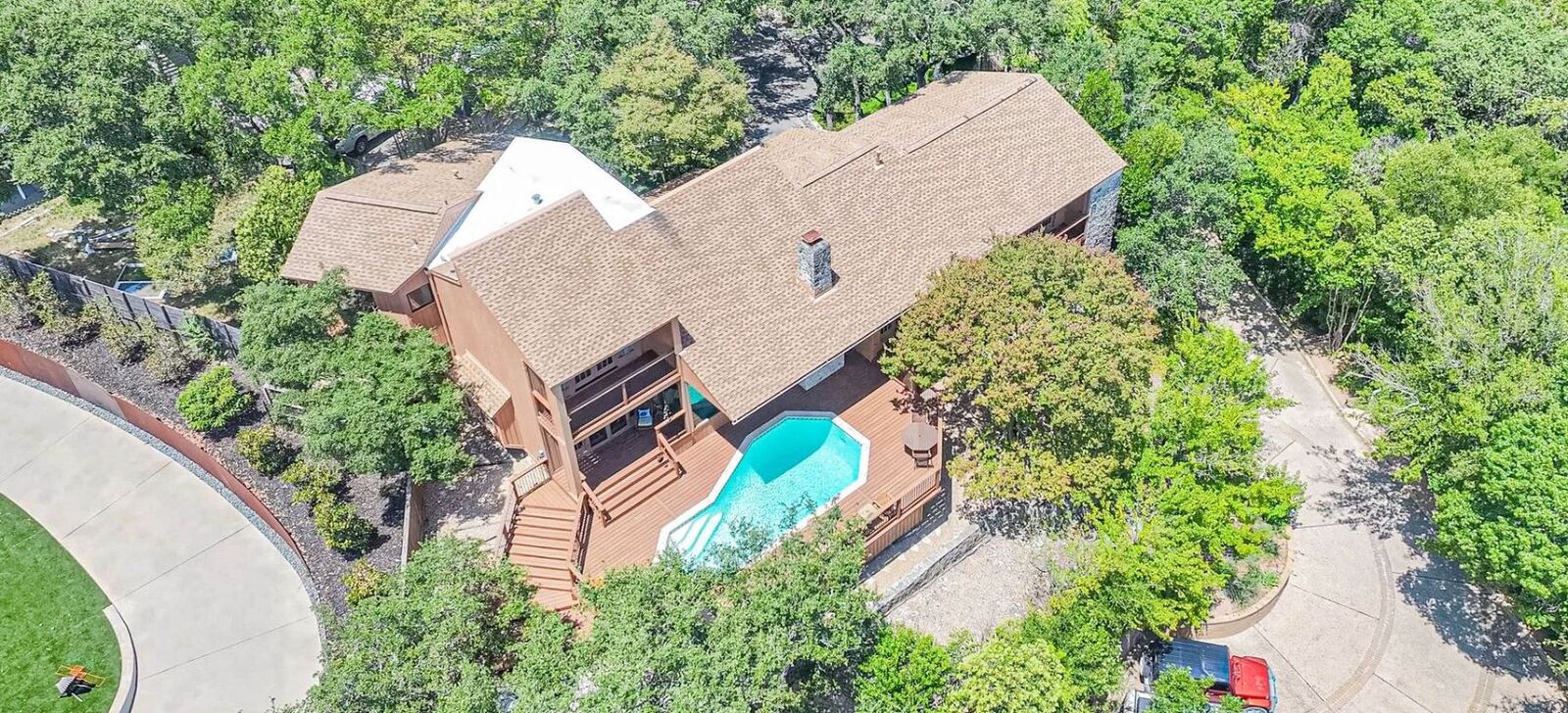 Property Photo: 1239 Spyglass Drive TX 78746