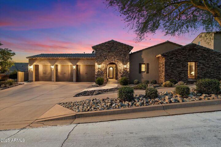 Property Photo:  2312 W Villa Cassandra Drive  AZ 85086 