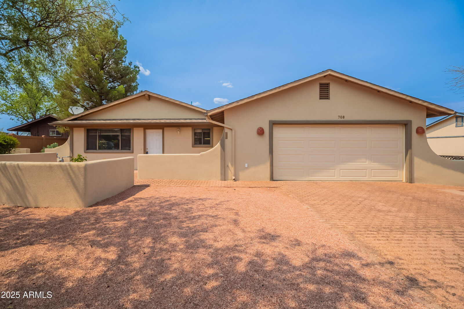 Property Photo:  708 W Mesquite Drive  AZ 86326 