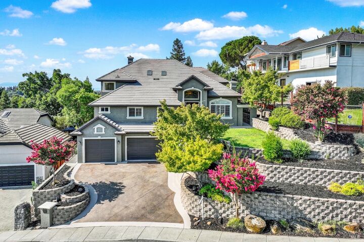681 Hillside Drive  Fairfield CA 94533 photo