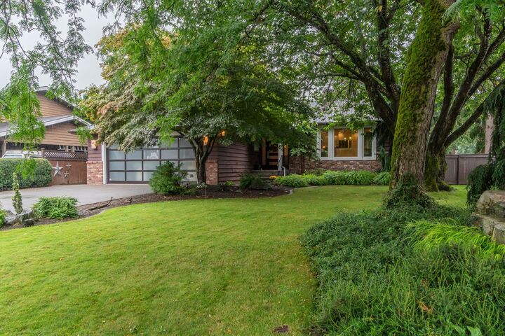 46046 Lake Drive  Chilliwack BC V2R 2P9 photo