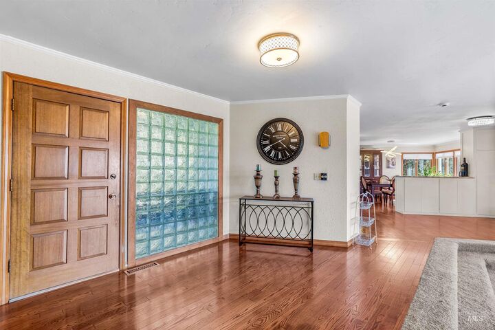 Property Photo:  1533 Vineyard Drive  ID 83501 