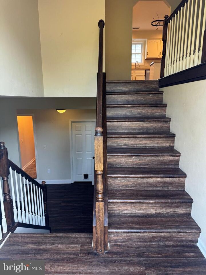 Property Photo:  98 Palace Court  WV 25428 