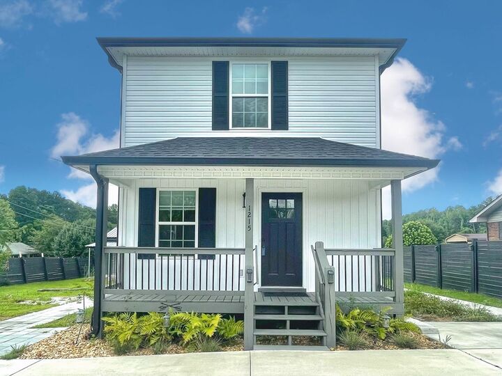 Property Photo: 1215 Seminole Drive GA 30720