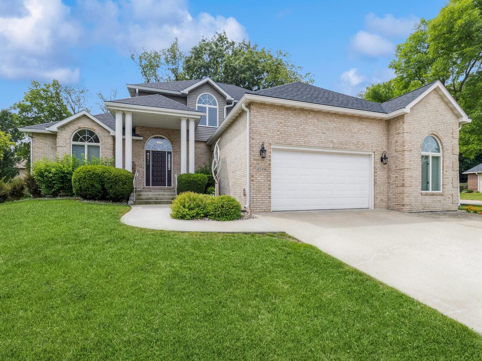 Property Photo:  3144 Sycamore Road  IA 50014 