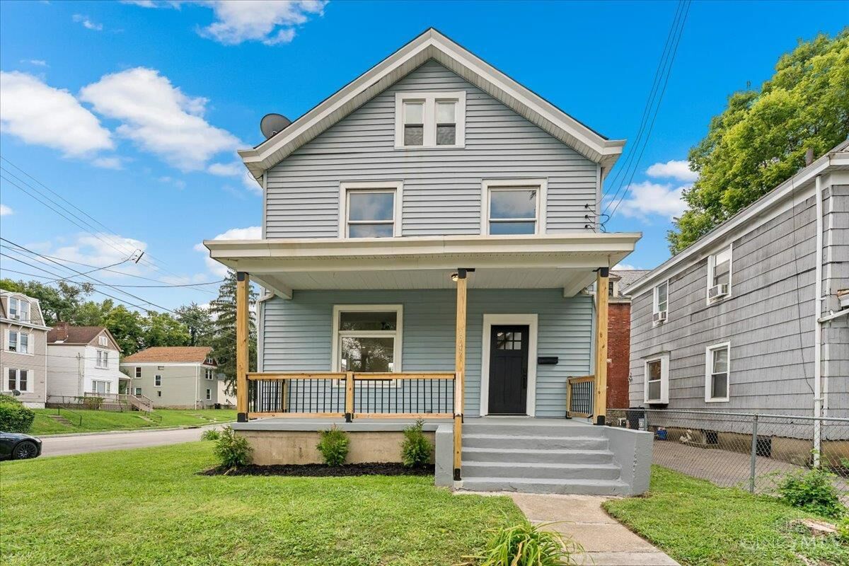 Property Photo:  1747 Holloway Avenue  OH 45207 