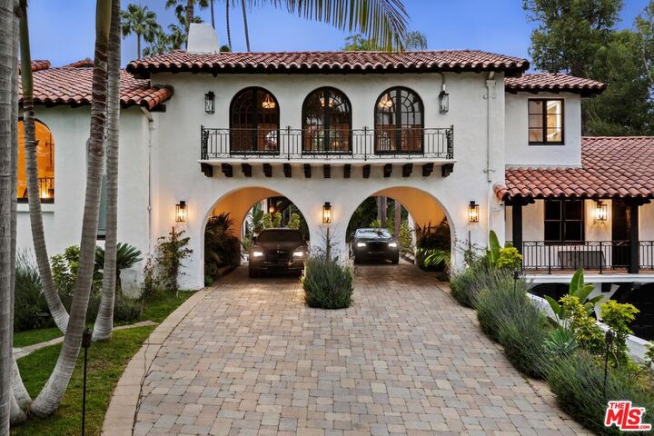 Property Photo: 9451 Sunset Blvd CA 90210