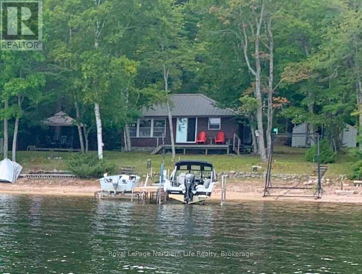 16 Muskie Bay Lake Nipissing — photo 1