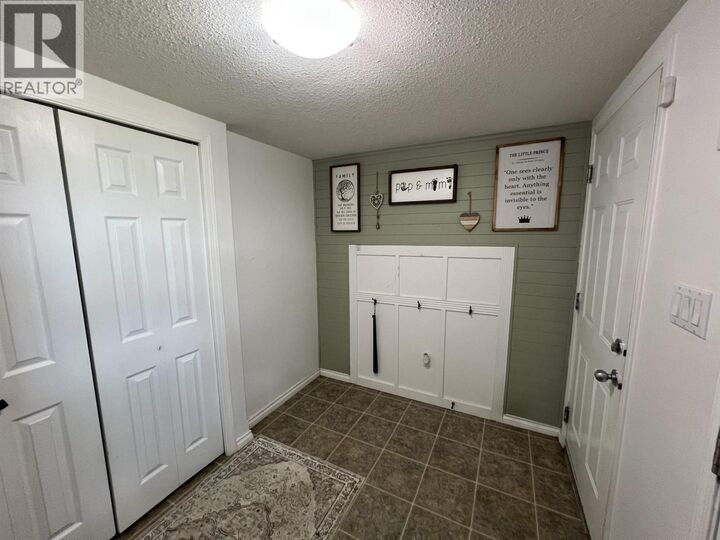 Photo de la propriété: 5201 Hallmark Crescent BC V0C 1R0
