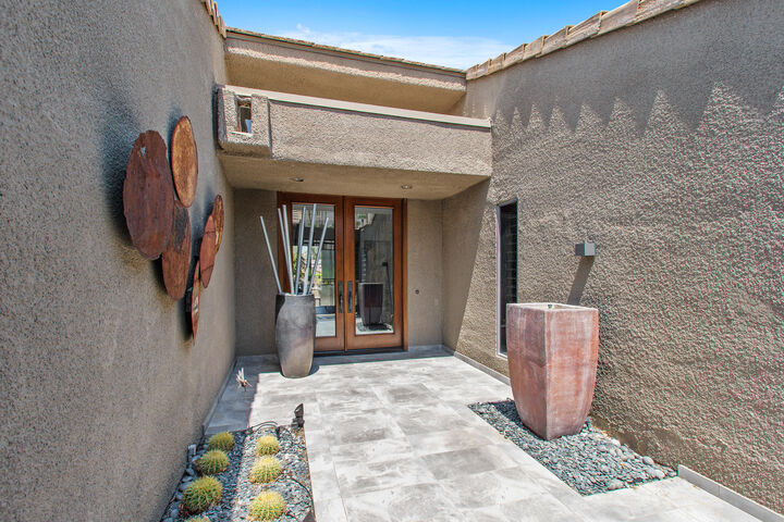 Property Photo:  73698 Irontree Drive  CA 92260 
