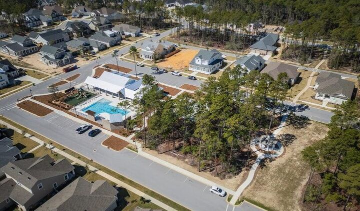 Property Photo:  418 Marsh Deer Run  FL 32578 