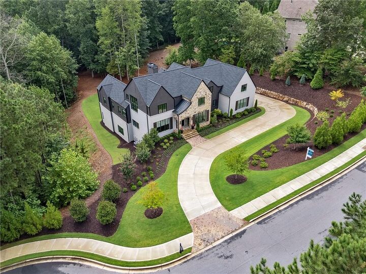 Property Photo: 1260 Cashiers Way GA 30075