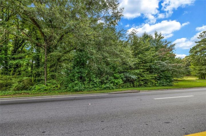 Property Photo: 6845 Old National Highway GA 30349
