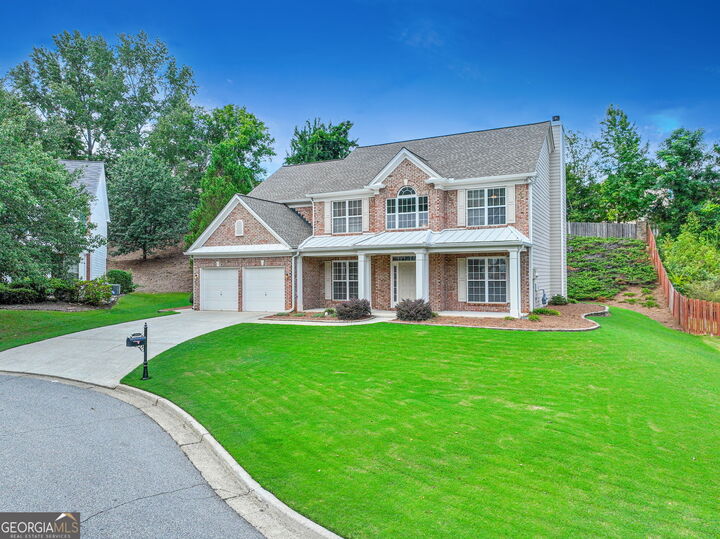 Property Photo:  200 Henley Place  GA 30097 