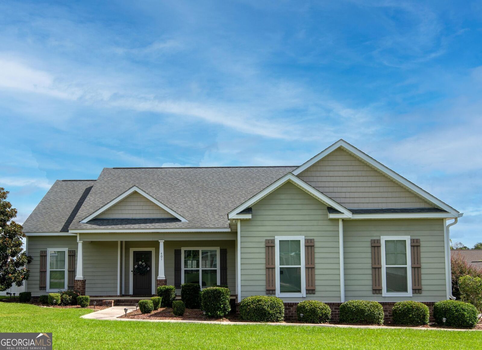 Property Photo:  401 Jacob Court  GA 30461 