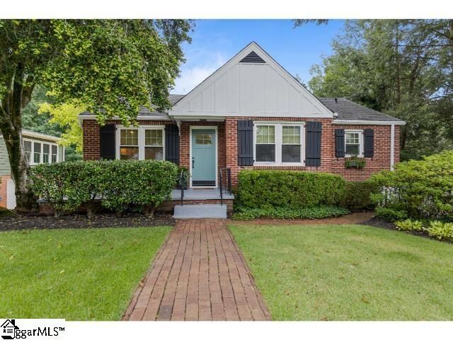 Property Photo:  39 N Avondale Drive  SC 29609 