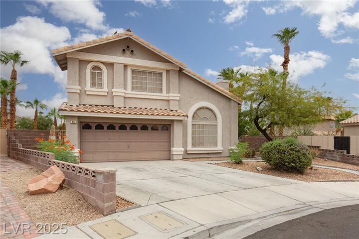Property Photo:  912 Crowfoot Circle  NV 89014 