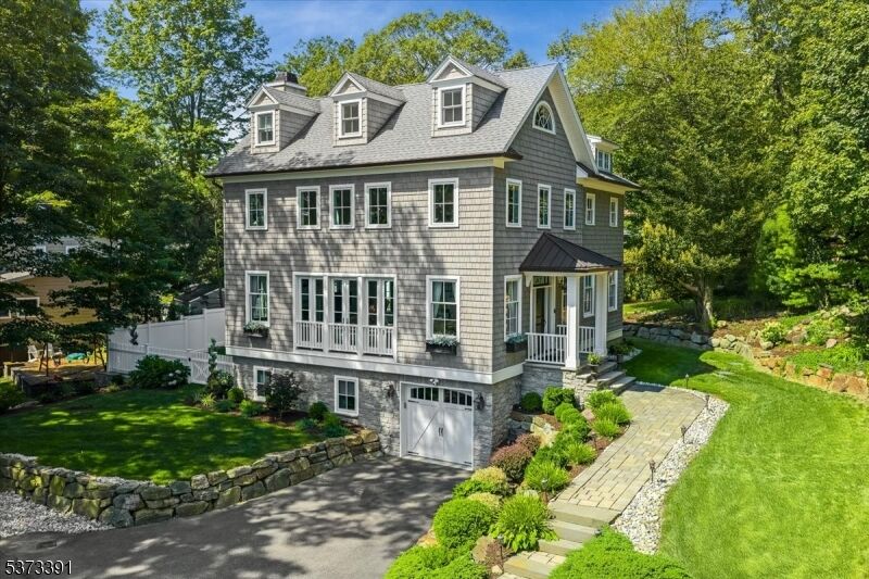 Property Photo: 7 W Crest Trl NJ 07405