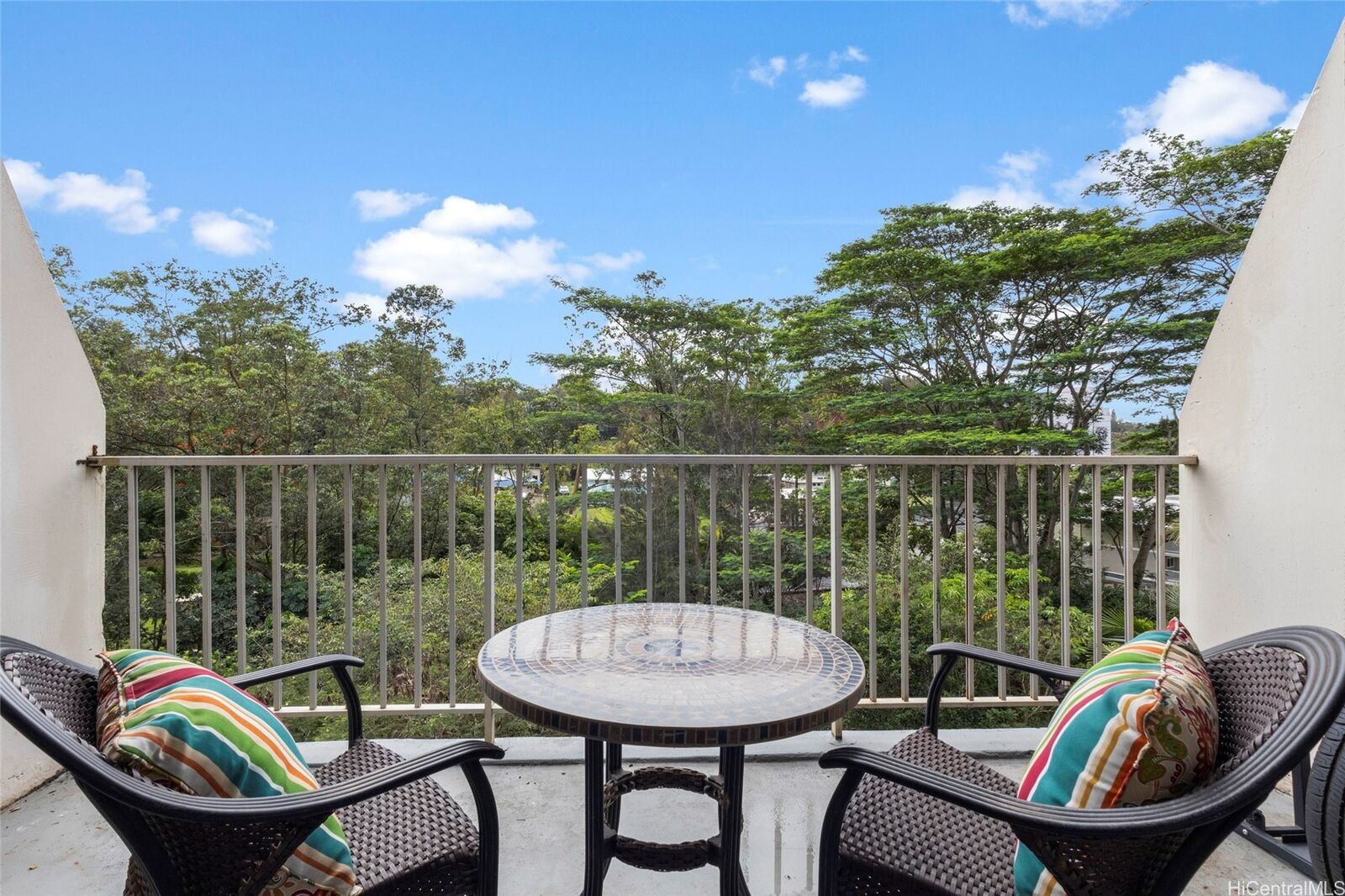 Property Photo:  95-2027 Waikalani Place A404  HI 96789 