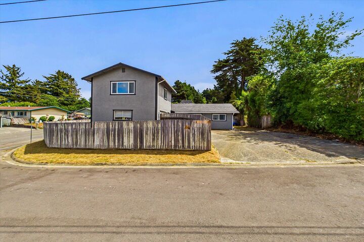 Property Photo:  2184 Temple Circle  CA 95503 