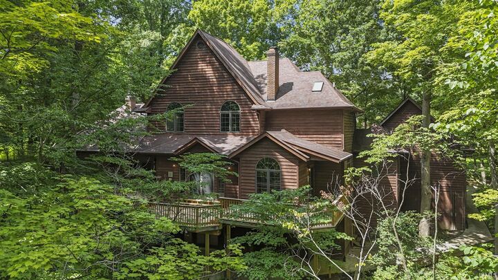 Property Photo:  3712 E Devonshire Lane  IN 47408 