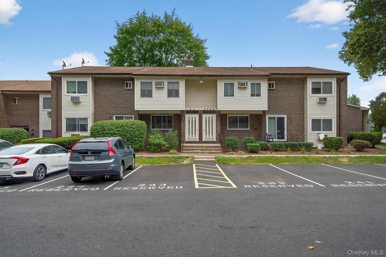 Property Photo: 15K Blue Hill Commons NY 10962