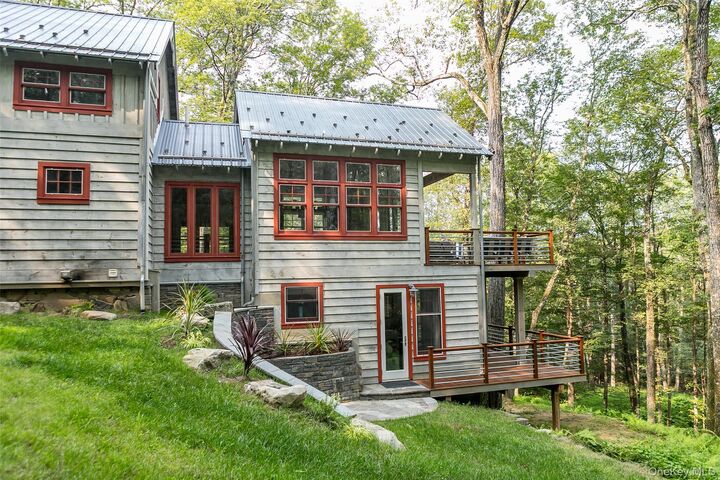 Property Photo:  31 Lost Quarry Road  NY 12404 
