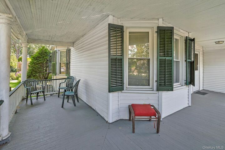 Property Photo:  56 Franklin Avenue  NY 10805 