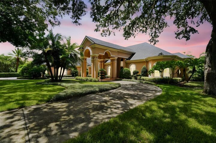 Property Photo: 16309 Millan De Avila FL 33613