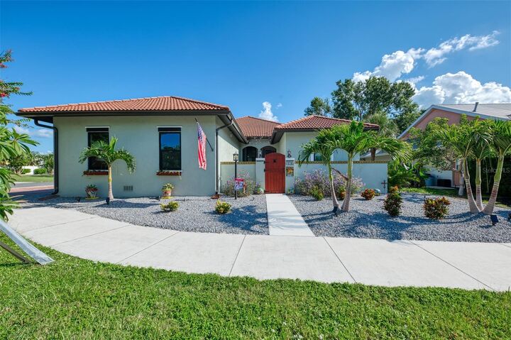 Property Photo:  408 Tortuga Drive  FL 34275 