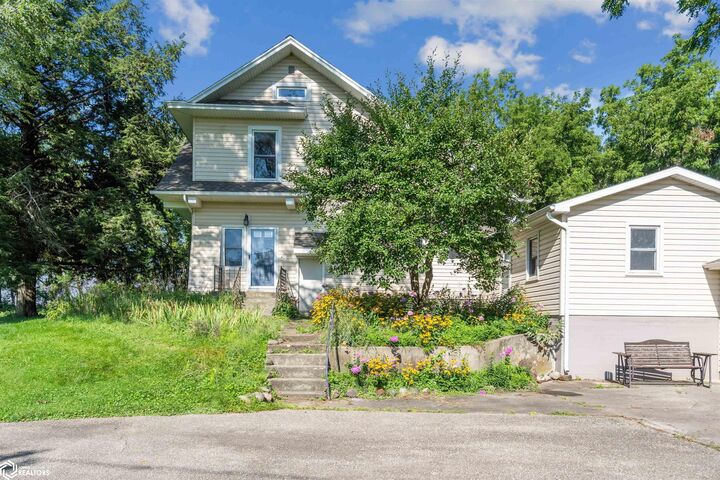 Property Photo:  1105 295th Street  IA 50247 