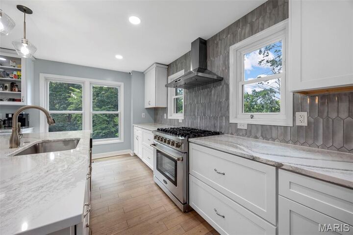 Property Photo: 12182 Royal Valley Drive MO 63141