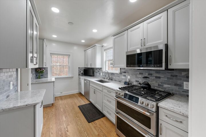 Property Photo:  5825 N Bay Ridge Ave  WI 53217 