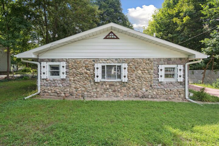 Property Photo: 46 Salem Street MI 49242